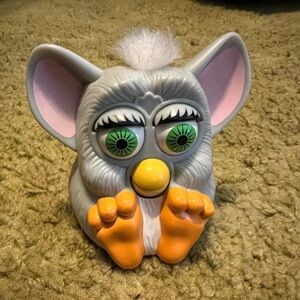 Vintage Gray Squeaking Furby 1998 McDonald’s Toys lot of 8 tiger electronics